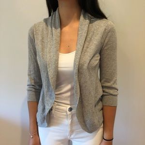 Grey quarter sleeve cardigan